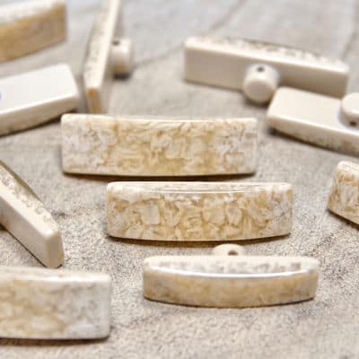 Rectangle resin button - beige