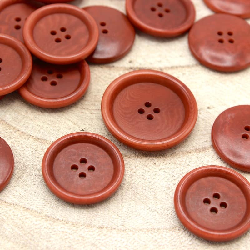 Fantasy button - caramel brown