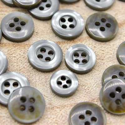Resin button - pearly taupe