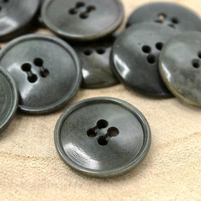 Resin button - military green