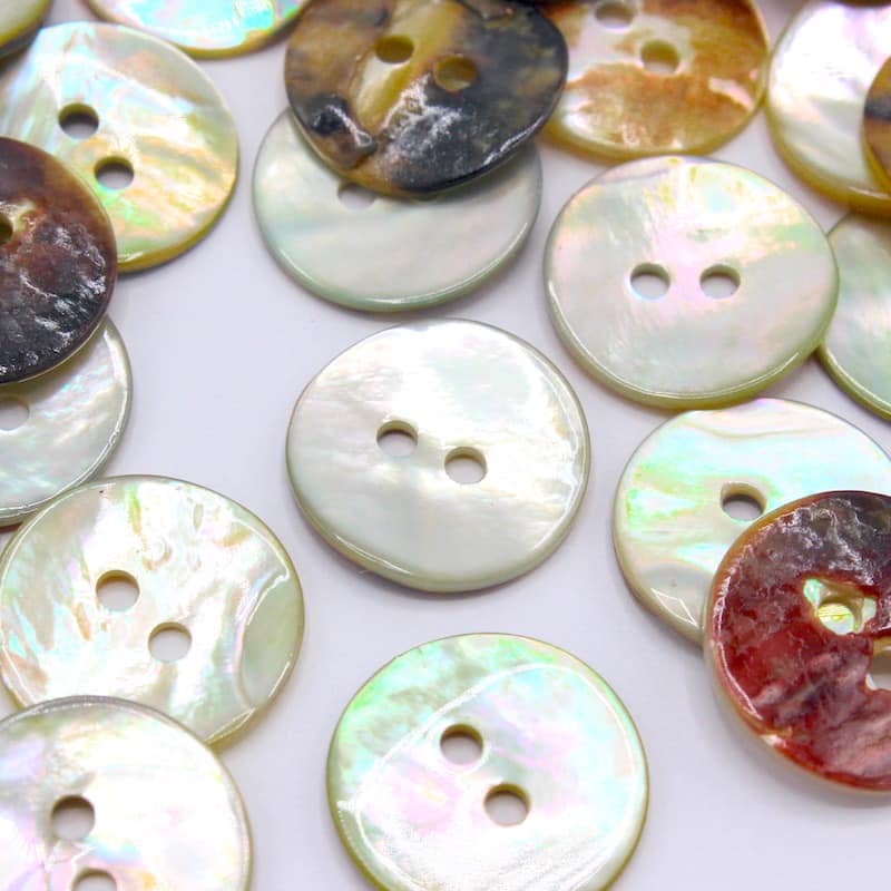 Pearly button - ecru