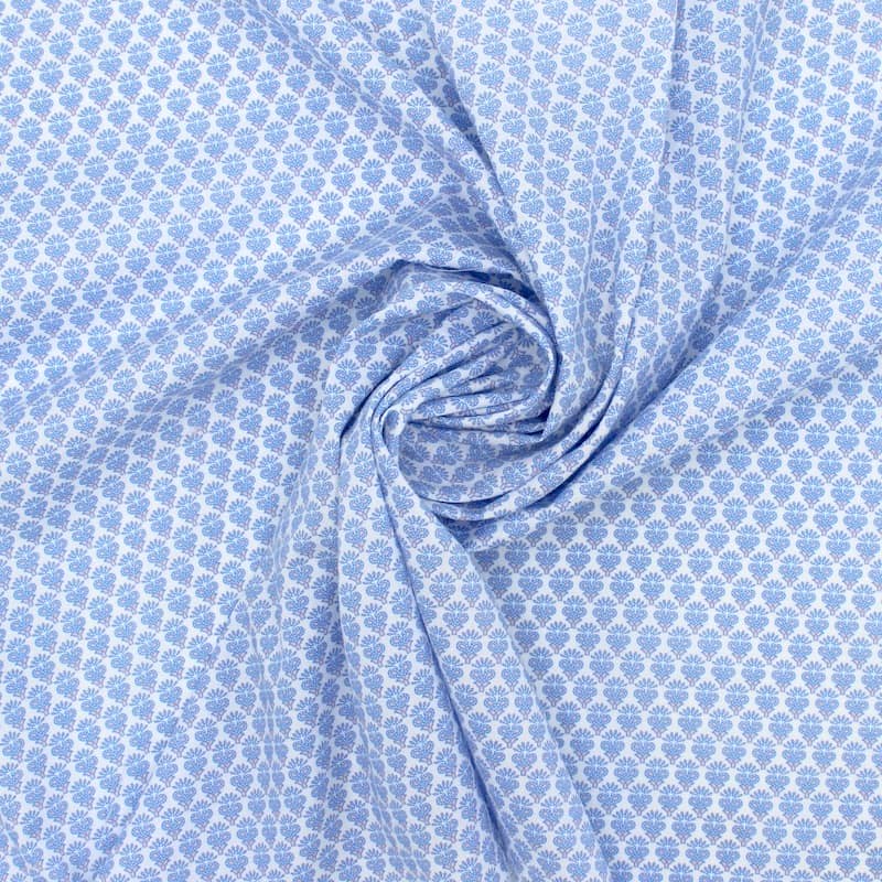 100% cotton with small patterns - white and blue 