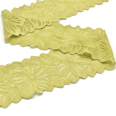 Elastic lace with flowers - anise green