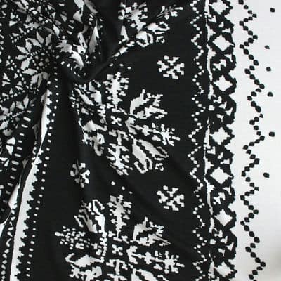 Viscose and elasthanne fabric with white geometric design on black background