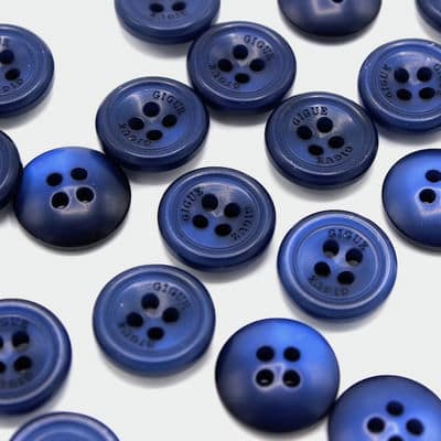 Fantasy button - pearly royal blue 