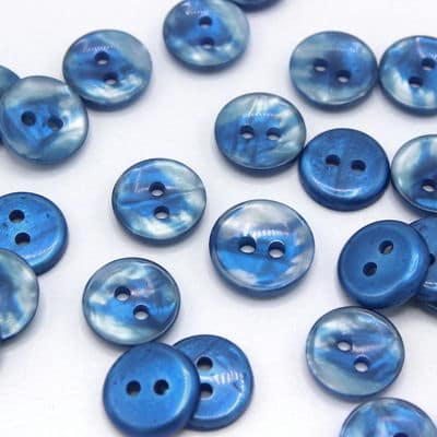 Pearly button - blue 