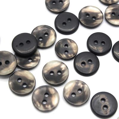 Pearly button - dark grey
