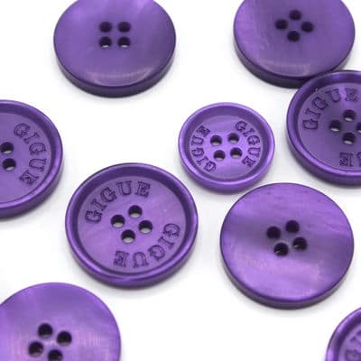 Pearly fantasy button - purple