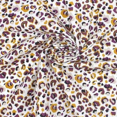 100% cotton fabric with leopard pattern - plum