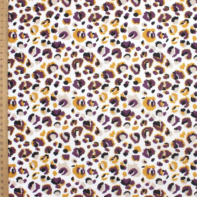 100% cotton fabric with leopard pattern - plum