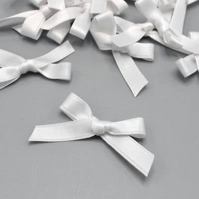 Satin bow-tie - white 