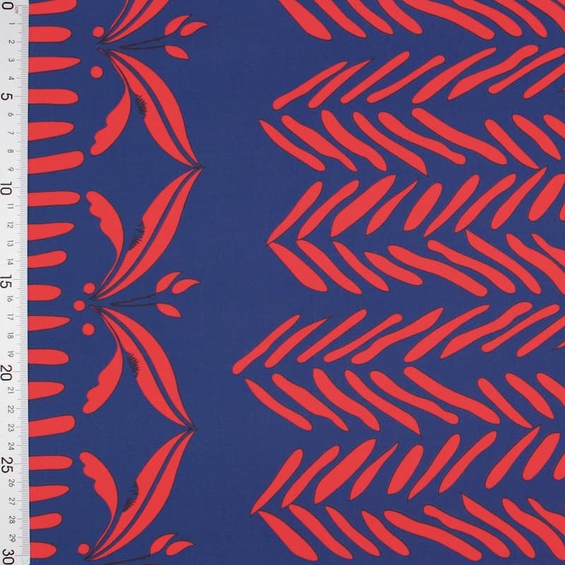 Katoen satijn met grafische print - marineblauw en rood