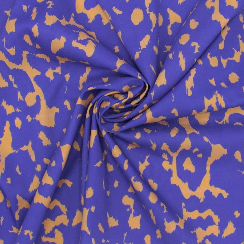 Cotton twill fabric with animals - indigo and camel