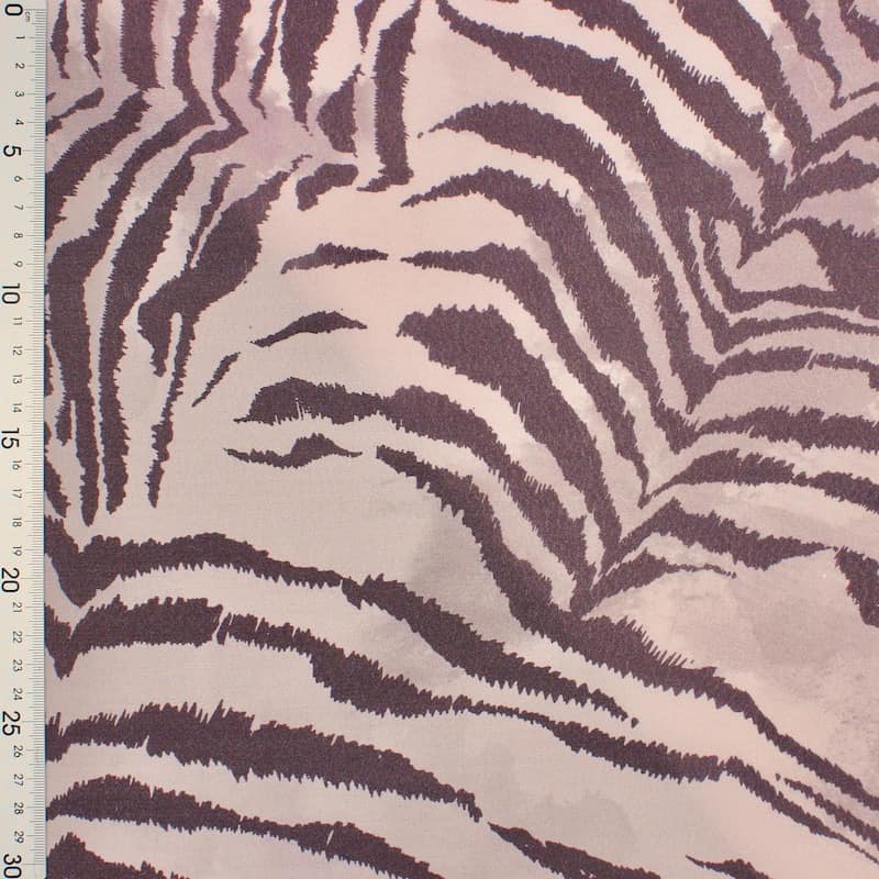 Viscose fabric animal print - old pink