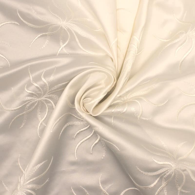 Embroidered polyester satin - off-white 