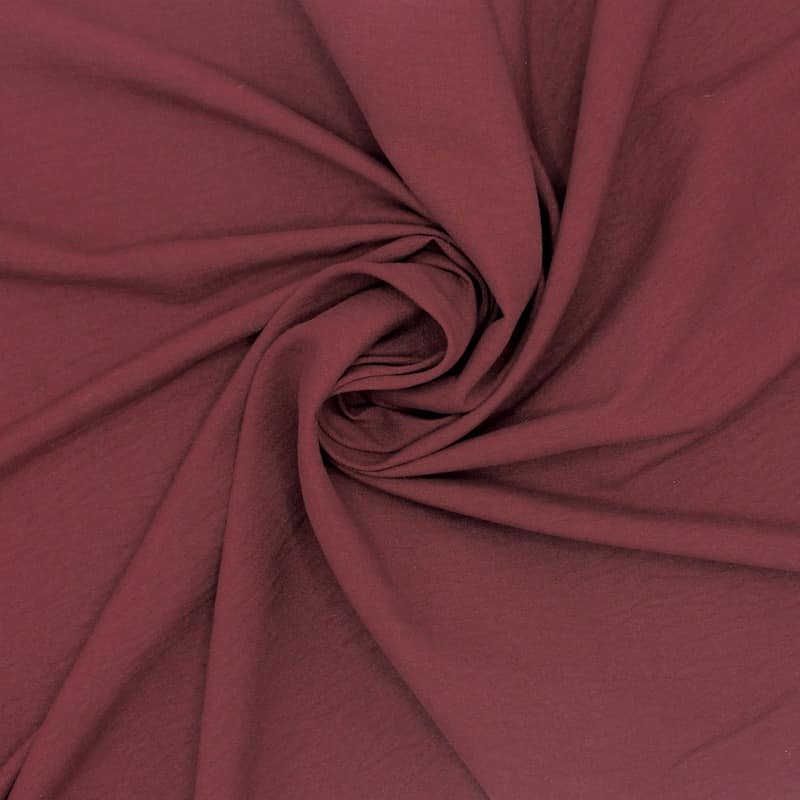 Crushed polyester stof - bordeaux