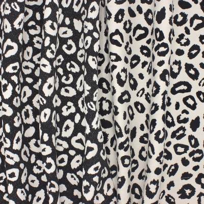 Reversible fabric in cotton and polyester - ecru and black 